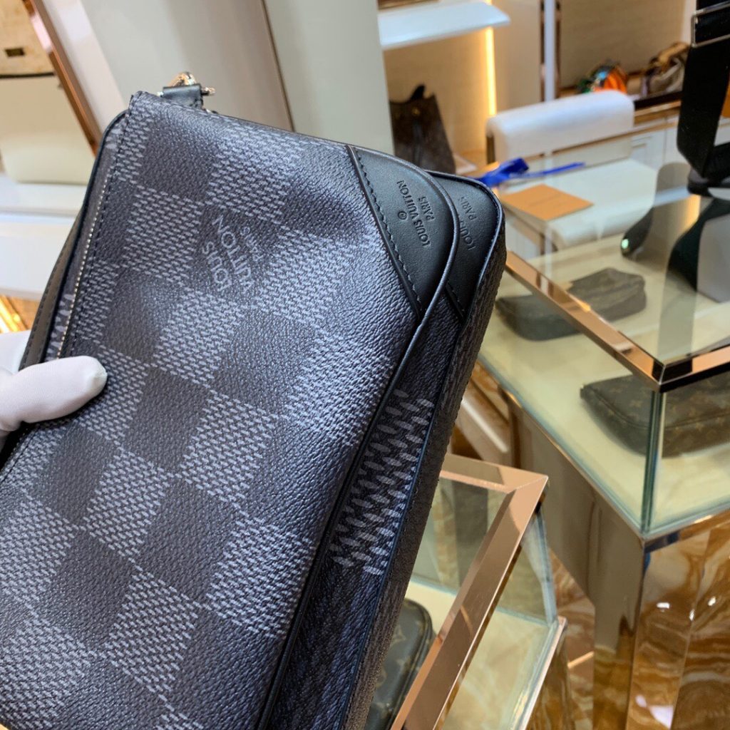 Túi xách Louis Vuitton siêu cấp