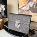 Ví cầm tay Louis Vuitton siêu cấp