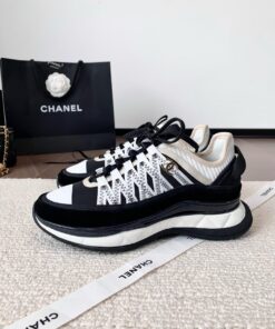 giày Chanel sneaker